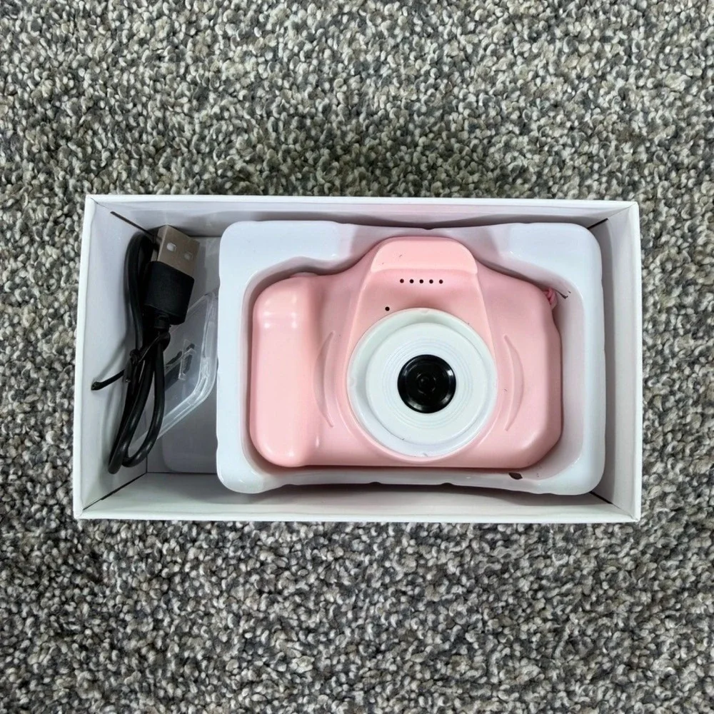 Kids Digital Camera Pink 32GB SD Card Video Photo Rechargeable NOT‎ TESTED